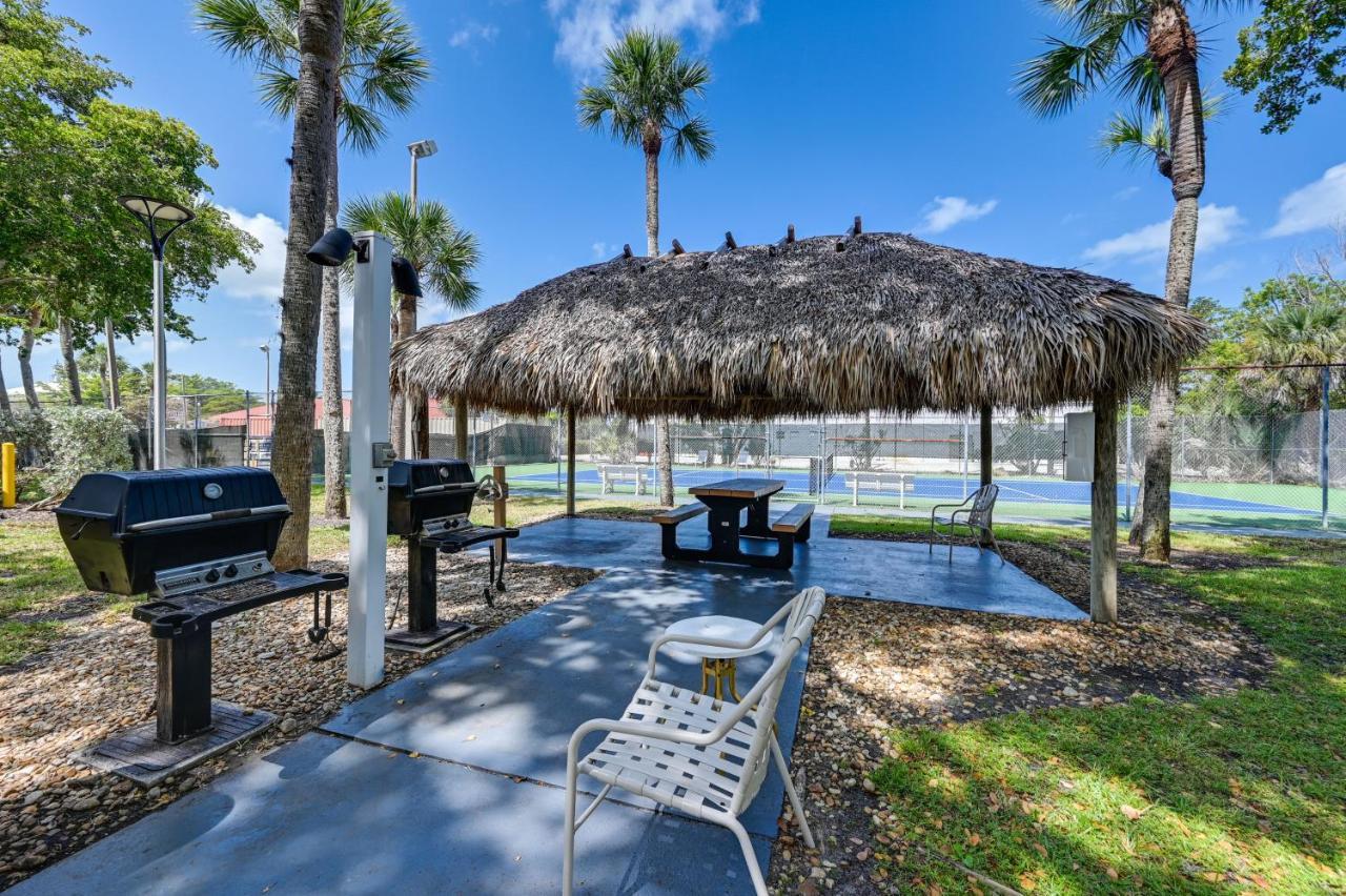 Coastal Marco Island Condo With Club Amenities! Exterior photo