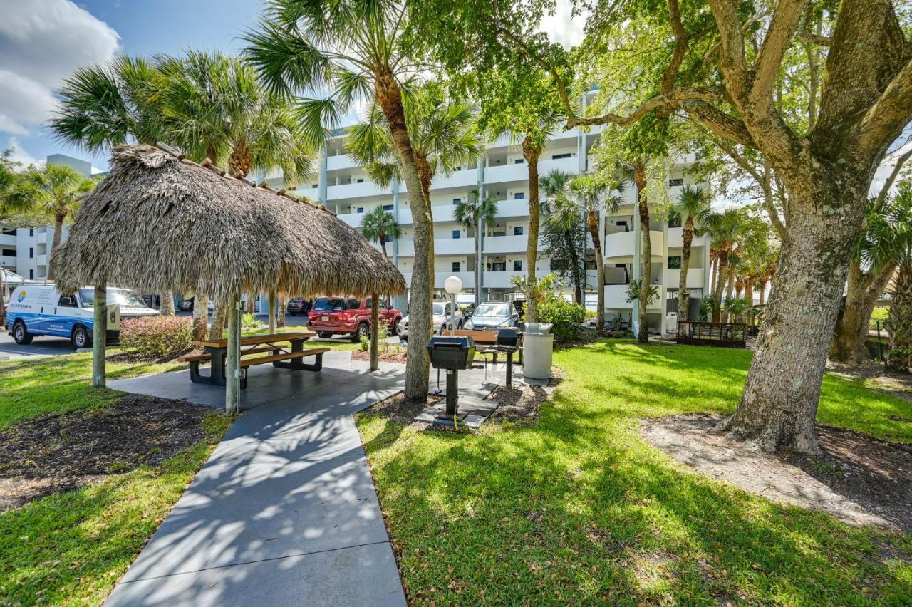 Coastal Marco Island Condo With Club Amenities! Exterior photo